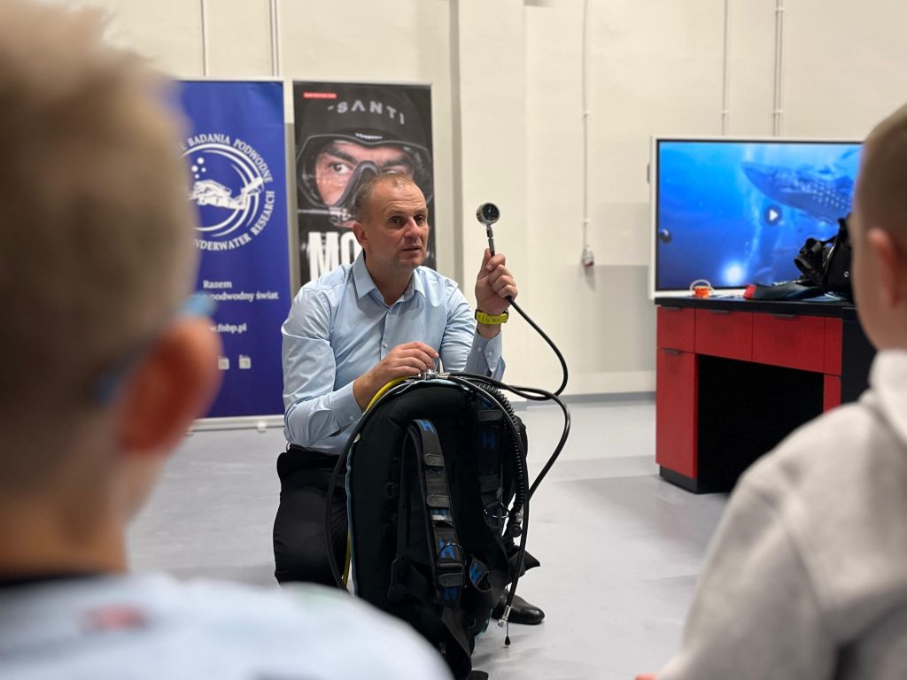 Zdjęcie WhatsApp 2025-10-13 o 20.29.40_10b2800a